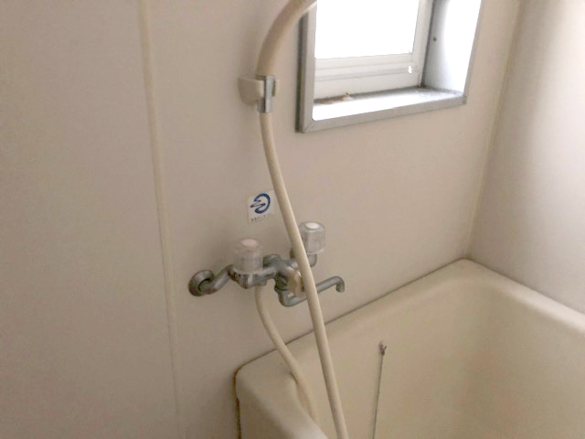 シャワー水栓器具